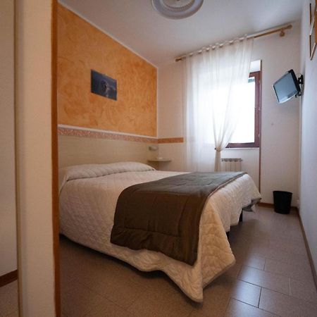 Due Torri Hotell San Severino Marche Eksteriør bilde